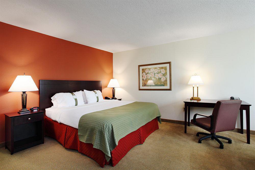 Holiday Inn Knoxville West - Cedar Bluff, An Ihg Hotel Стая снимка